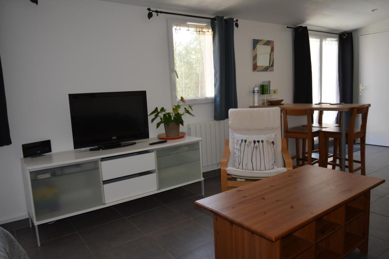 Grand Studio Independant Avec Jardin Goussainville  Eksteriør bilde